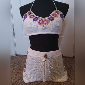 Super cute crop top and high waisted shorts